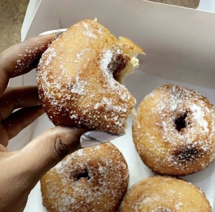 Sugar coated donuts (Box by 4)